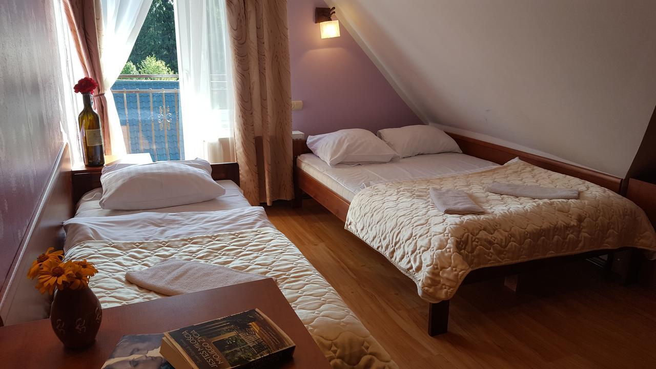 Gosciniec Kukle Bed & Breakfast Exterior photo